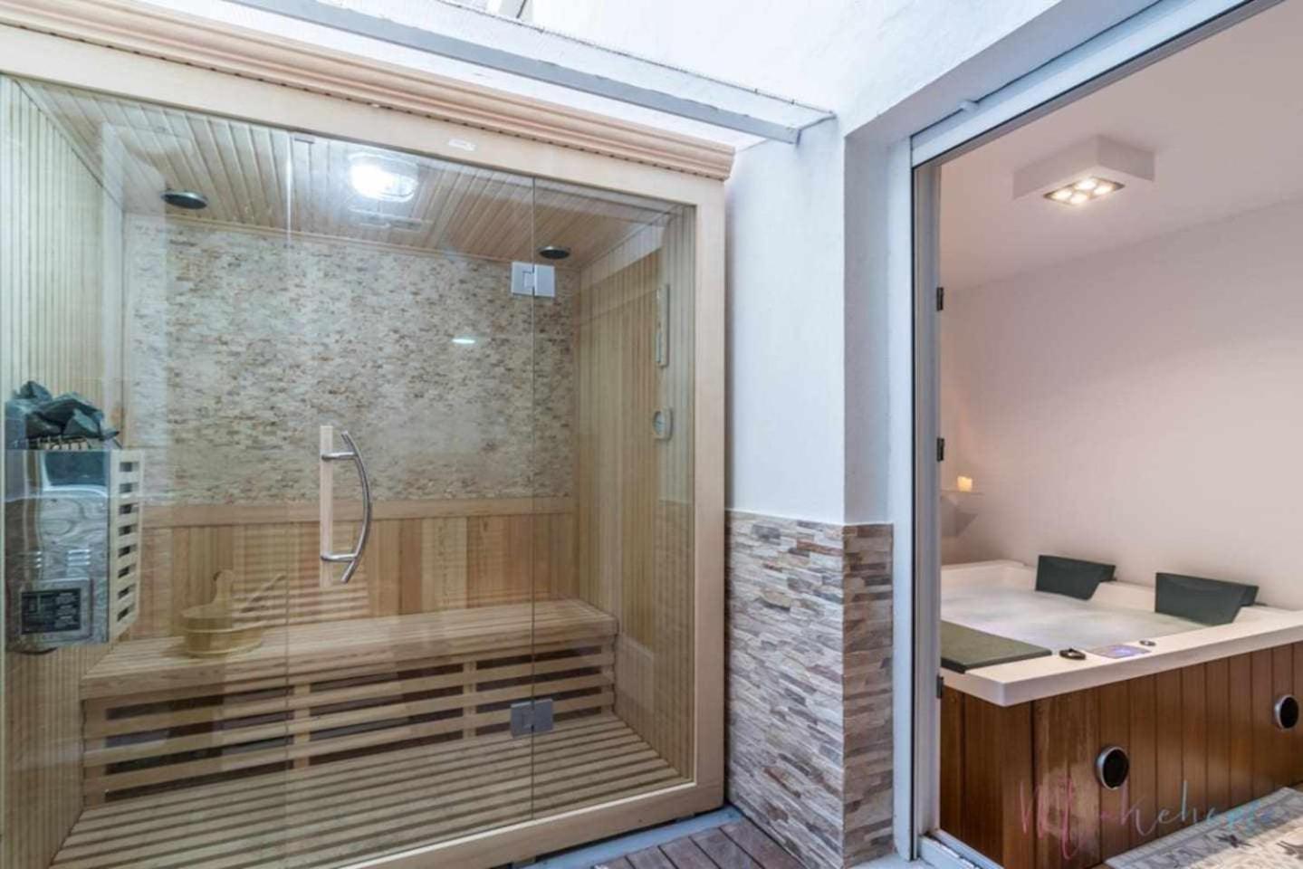 Lujo A Tu Alcance Con Spa Y Garaje Pleno Centro هويلفا المظهر الخارجي الصورة
